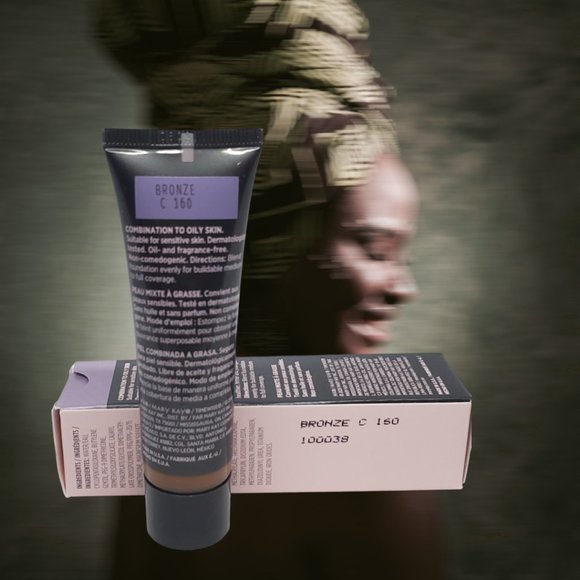 Bronze C 160 (Cool) Matte 3D Foundation - Combo-to-Oily Skin TimeWise…Ma… - Picture 4 of 6